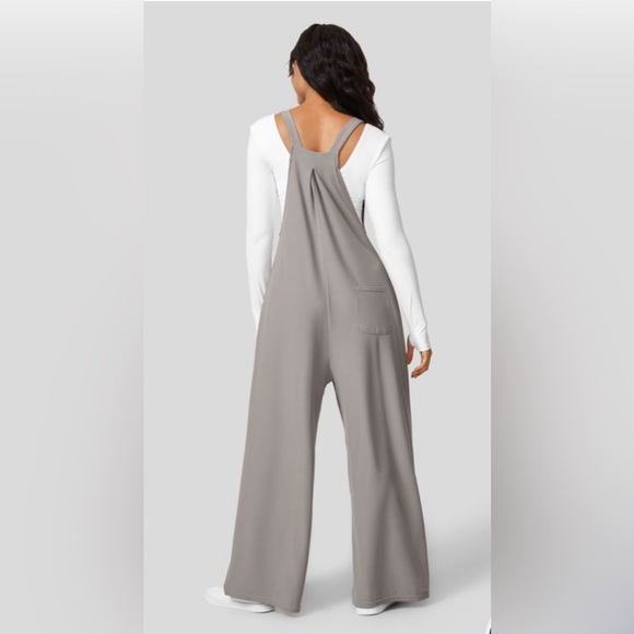 Adjustable Strap Overalls NWT Gray Sz Small - Picture 2 of 3